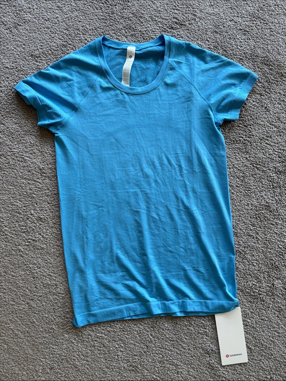 NWT! lululemon athletica swiftly tech short sleeve 2.0
